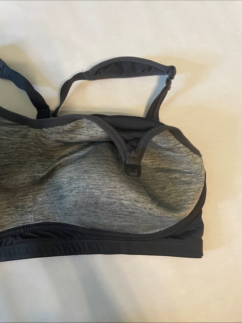 Nursing Molded Wireless Sports Bra with Adjustable Straps